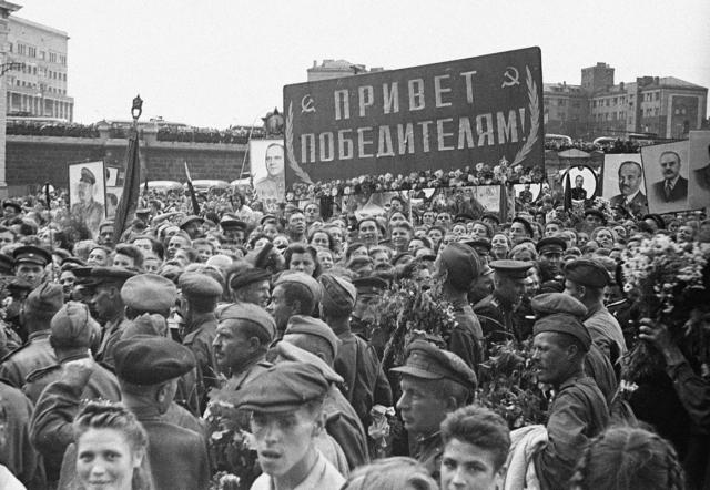 Поделитесь оцифрованными фотографиями, документами из семейных архивов, рассказами со слов родных и близких о событиях Великой Отечественной войны. Подать заявку можно до 20 марта